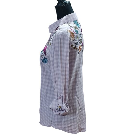Chicos Embroidered Floral Checkered Button-Up Shirt Size 4/6 Lavender Cotton - Picture 5 of 9